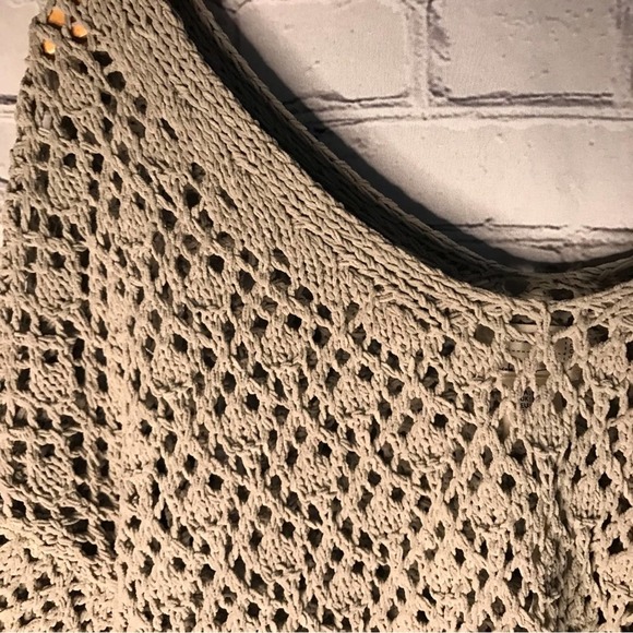 Nicole Miller Taupe Open knit V neck Drop Shoulder Cropped Sweater Size M NEW - Picture 3 of 9